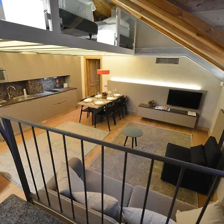 Apartment Le Reve - Via Sant'orso,2 *